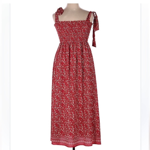 Max Studio Dresses & Skirts - Max Studio Red and White Long Floral Smocked Dress